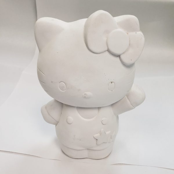 Plaster Paint Waving Kat Statue